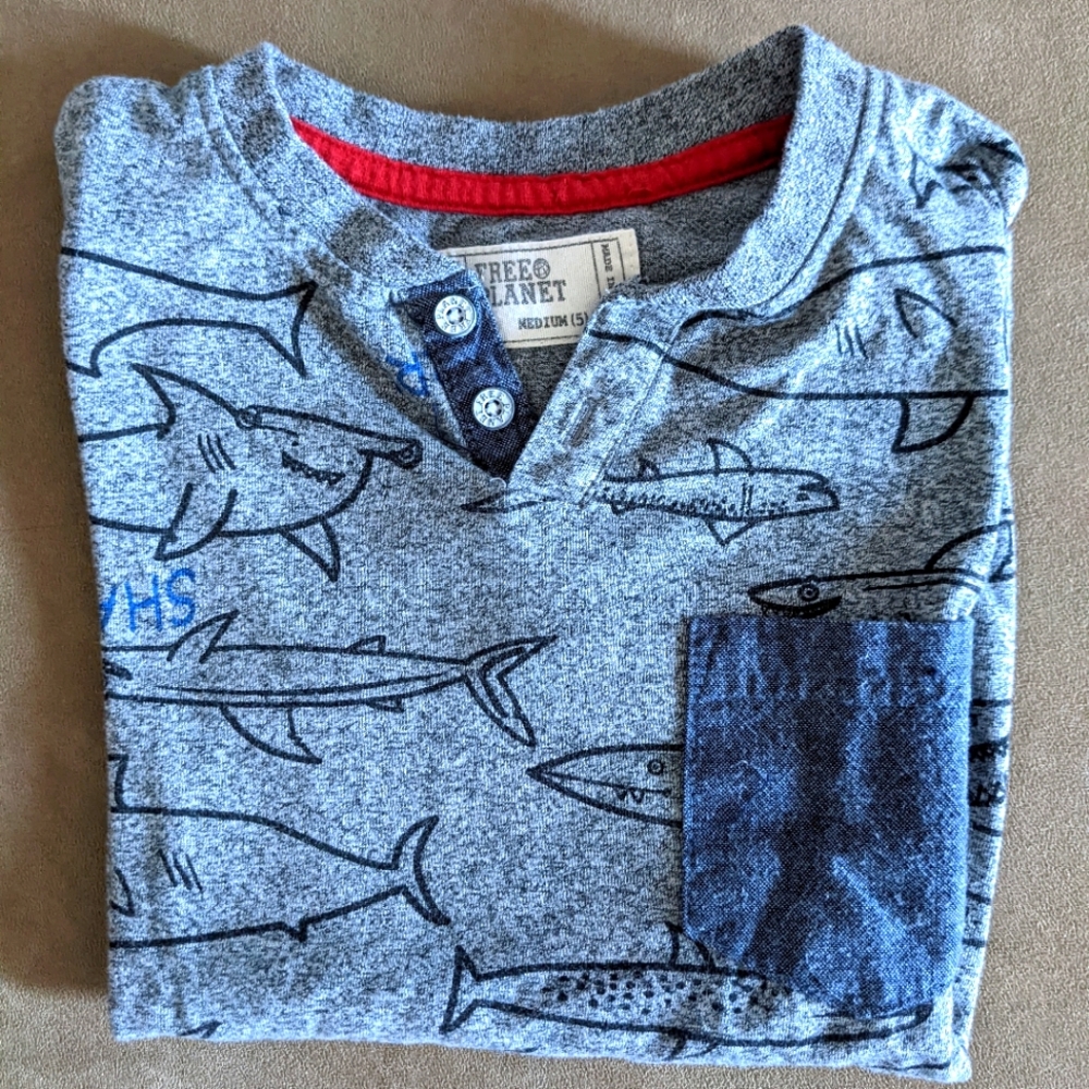 Free Planet Pocket Shark Henley T-shirt - Picture 2 of 3